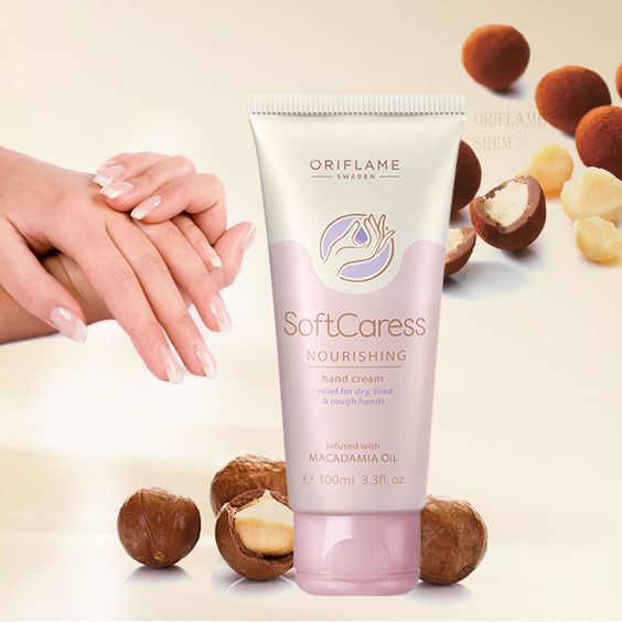 کرم رفع خشکی و زبری دست سافت کرس اوریفلیم SoftCaress